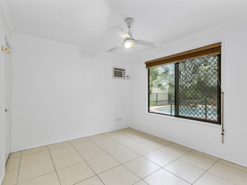 11 Buring Court, Highland Park QLD 4211