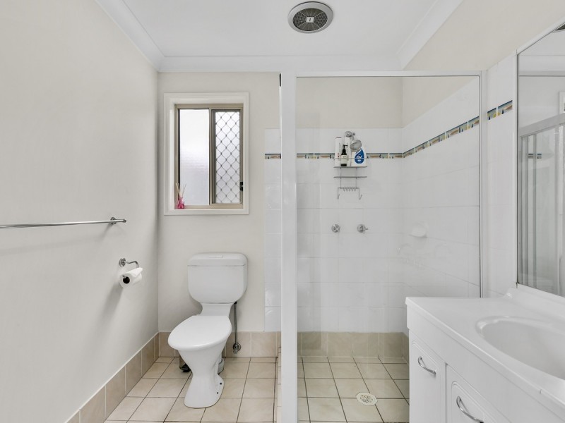 1 Boyer Street, Pacific Pines QLD 4211