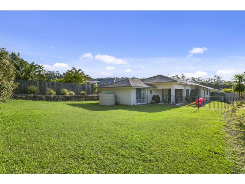 10 Bimberi Row, Pacific Pines QLD 4211