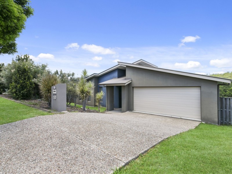 10 Chesterton Street, Pacific Pines QLD 4211