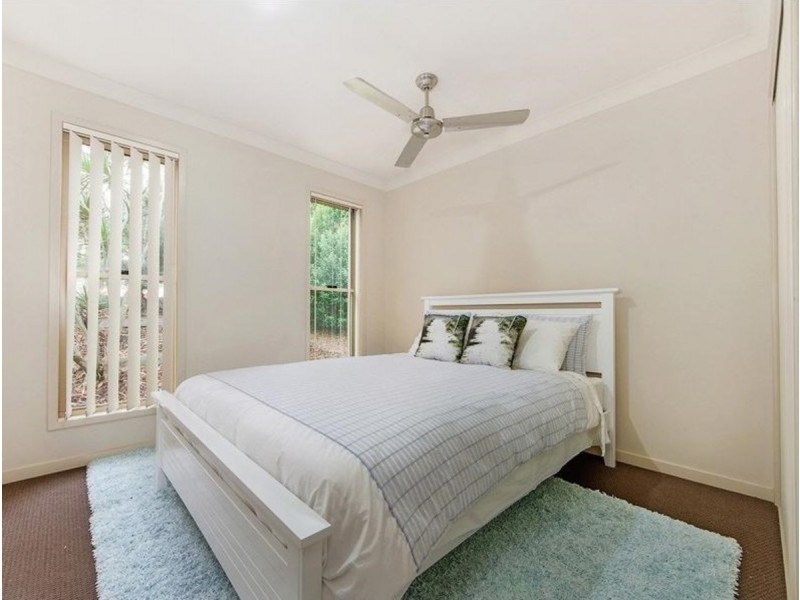 10 Chesterton Street, Pacific Pines QLD 4211