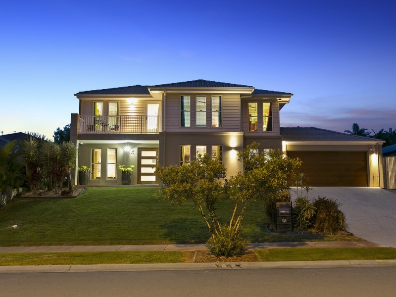 20 Hawkesbury Avenue, Pacific Pines QLD 4211