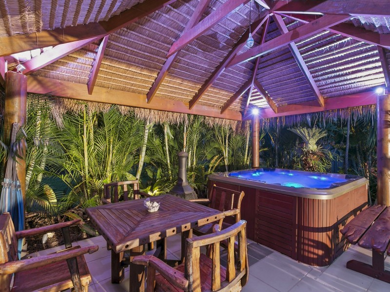 20 Hawkesbury Avenue, Pacific Pines QLD 4211