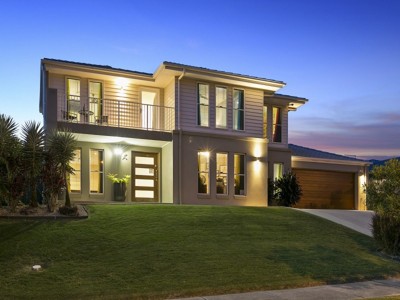 20 Hawkesbury Avenue, Pacific Pines QLD 4211