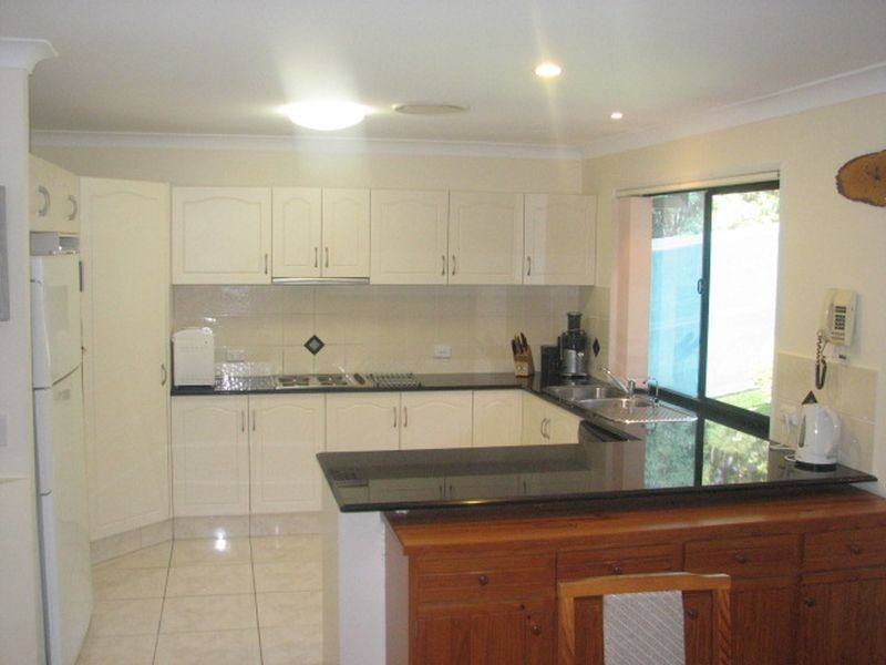 22 Matzia Avenue, Pacific Pines QLD 4211