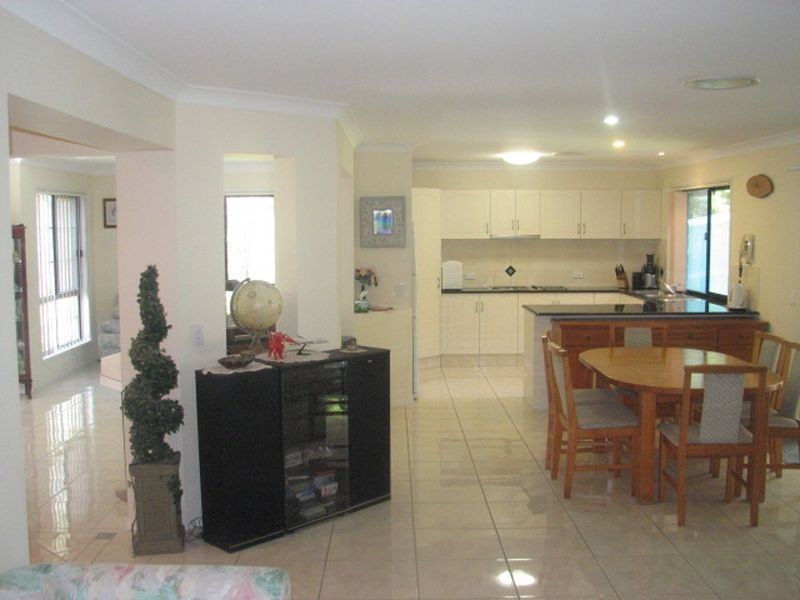 22 Matzia Avenue, Pacific Pines QLD 4211