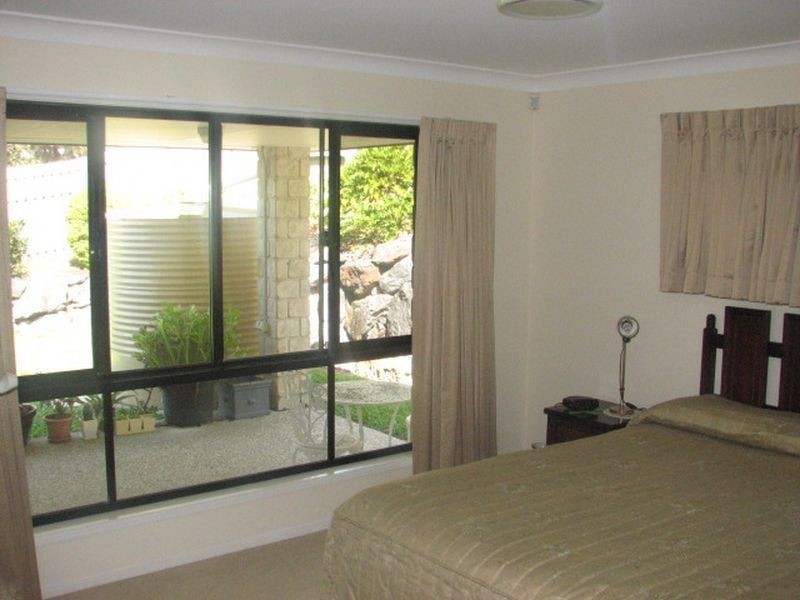 22 Matzia Avenue, Pacific Pines QLD 4211