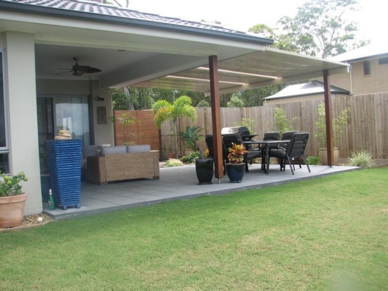 48 Fletcher Crescent, Pacific Pines QLD 4211
