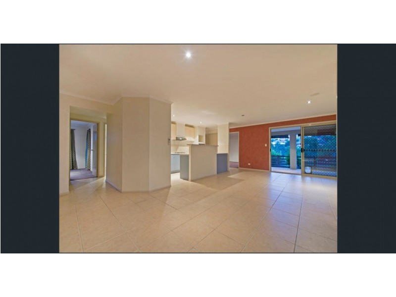 5 Stockdale Street, Pacific Pines QLD 4211
