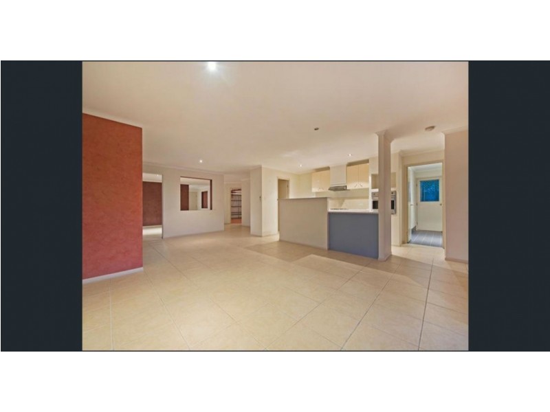 5 Stockdale Street, Pacific Pines QLD 4211