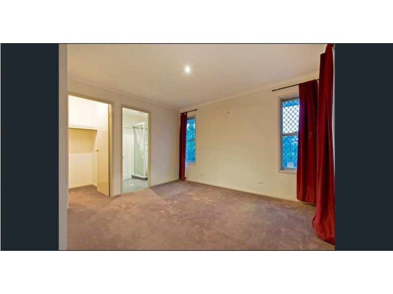 5 Stockdale Street, Pacific Pines QLD 4211
