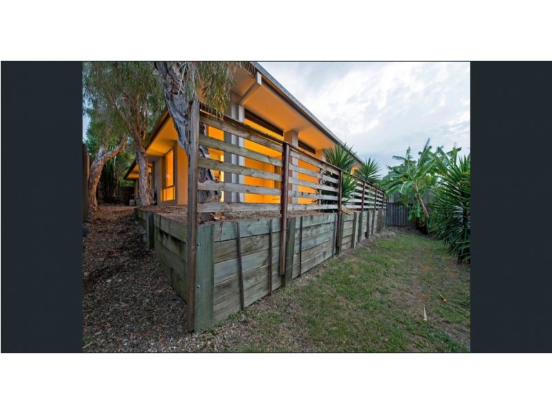 5 Stockdale Street, Pacific Pines QLD 4211