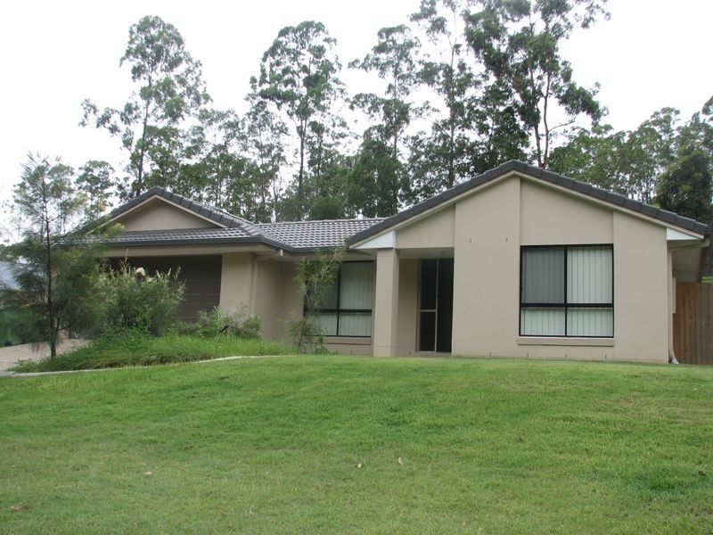 34 Roberts Drive, Maudsland QLD 4210