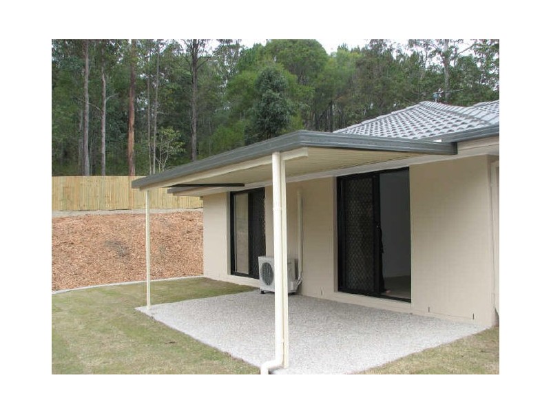 34 Roberts Drive, Maudsland QLD 4210