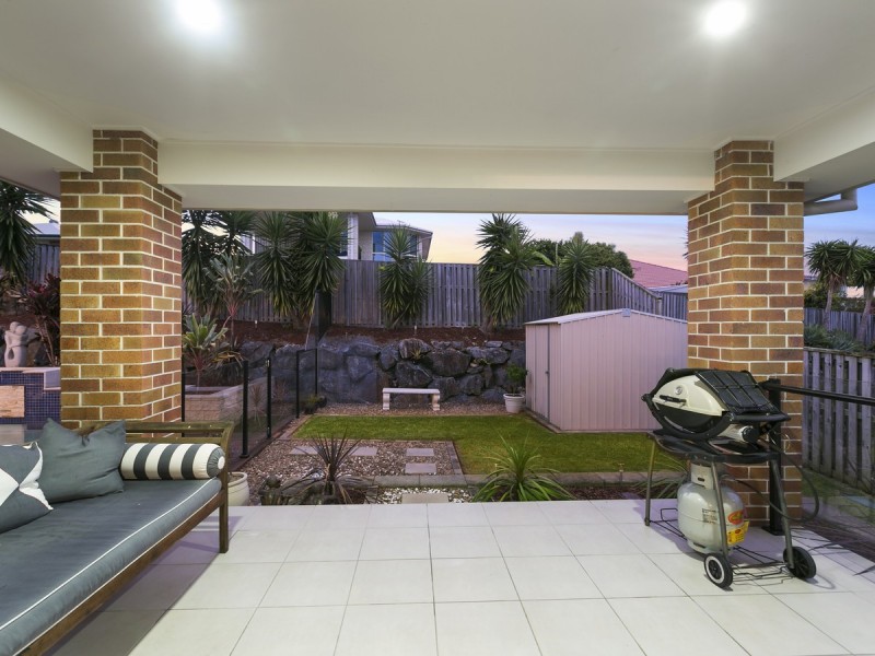 38 Codrington Circuit, Pacific Pines QLD 4211