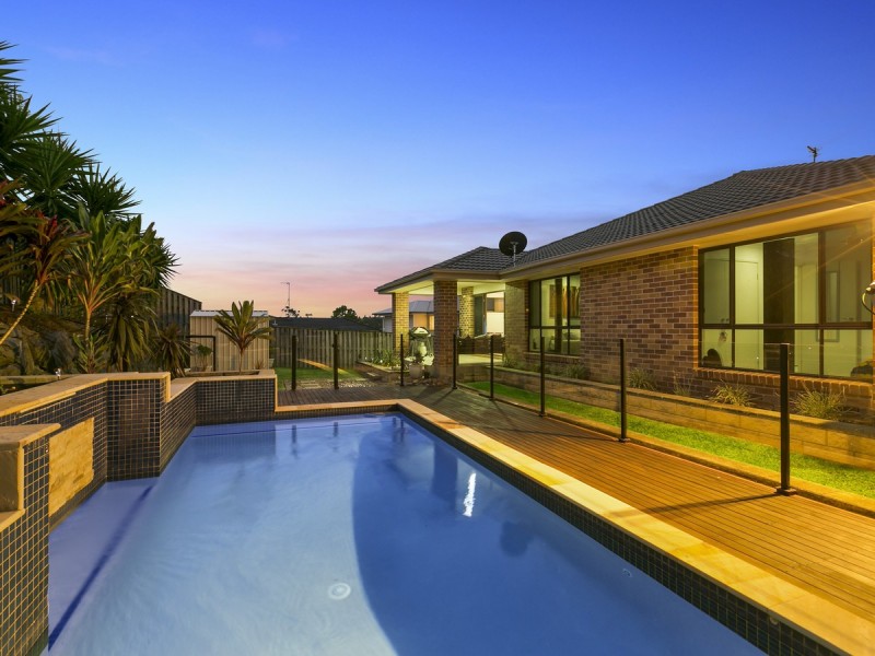 38 Codrington Circuit, Pacific Pines QLD 4211