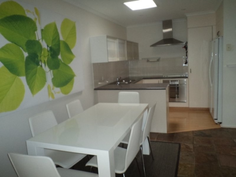 1/54 River Oak Drive, Helensvale QLD 4212