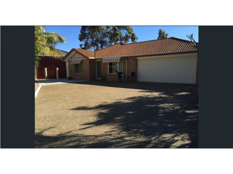 3 Hollyfern Court, Oxenford QLD 4210