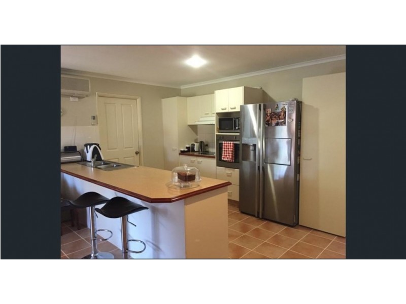 3 Hollyfern Court, Oxenford QLD 4210