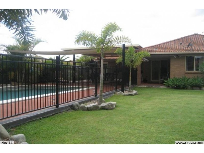 3 Hollyfern Court, Oxenford QLD 4210