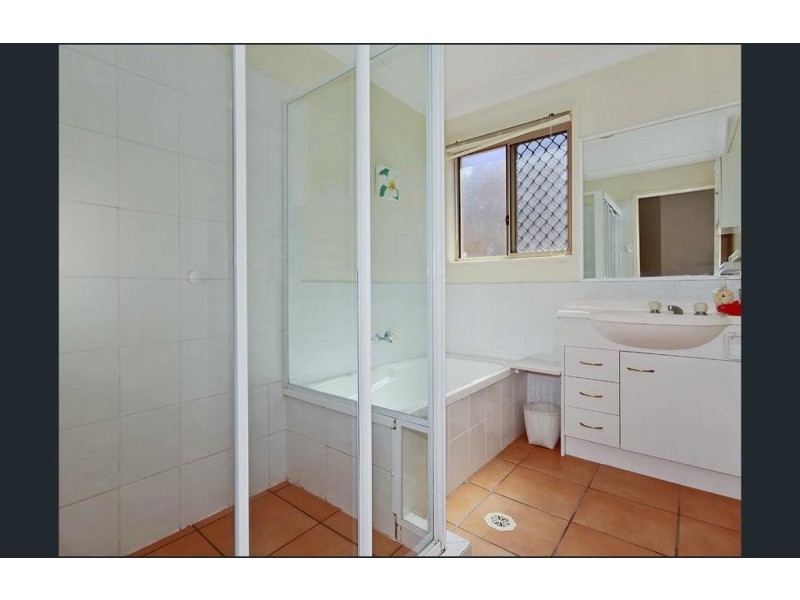 11 Harrow Place, Arundel QLD 4214