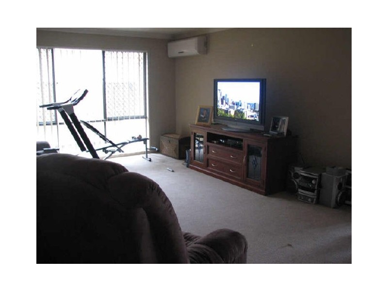 10 BURR COURT, Pacific Pines QLD 4211