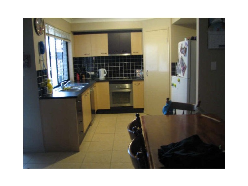 10 BURR COURT, Pacific Pines QLD 4211