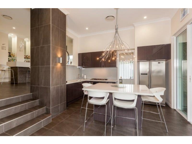 23 Diamantina Circuit, Pacific Pines QLD 4211