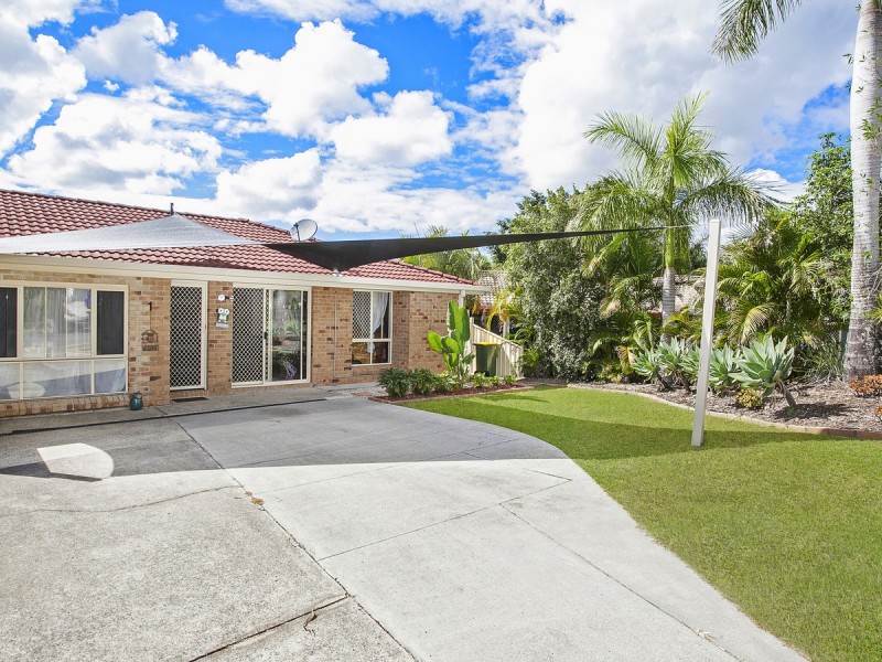 1/5 Hollywood Place, Oxenford QLD 4210