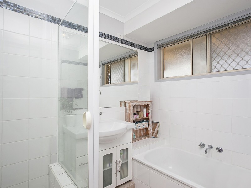 1/5 Hollywood Place, Oxenford QLD 4210