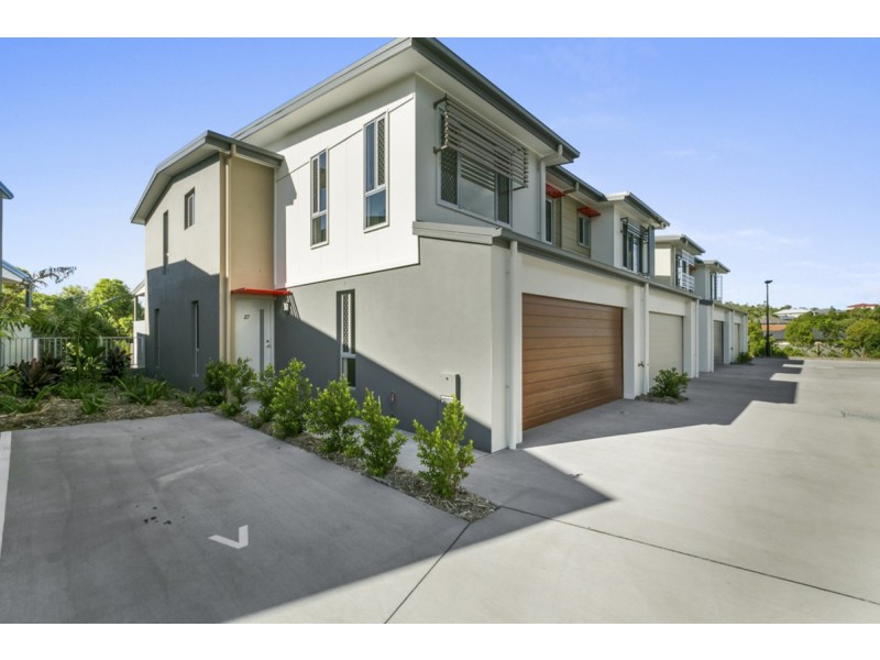 27/37 Witheren Circuit, Pacific Pines QLD 4211