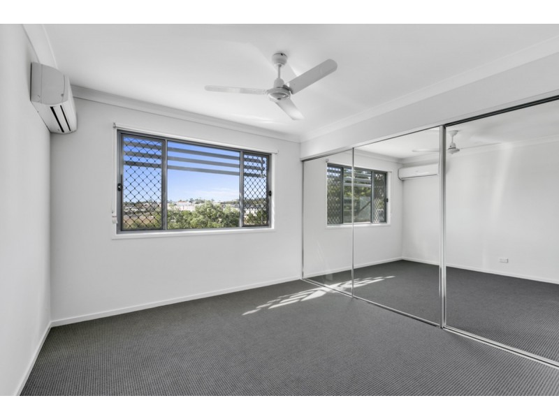 27/37 Witheren Circuit, Pacific Pines QLD 4211