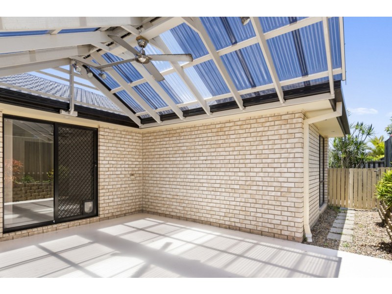 25 Sheffield Circuit, Pacific Pines QLD 4211