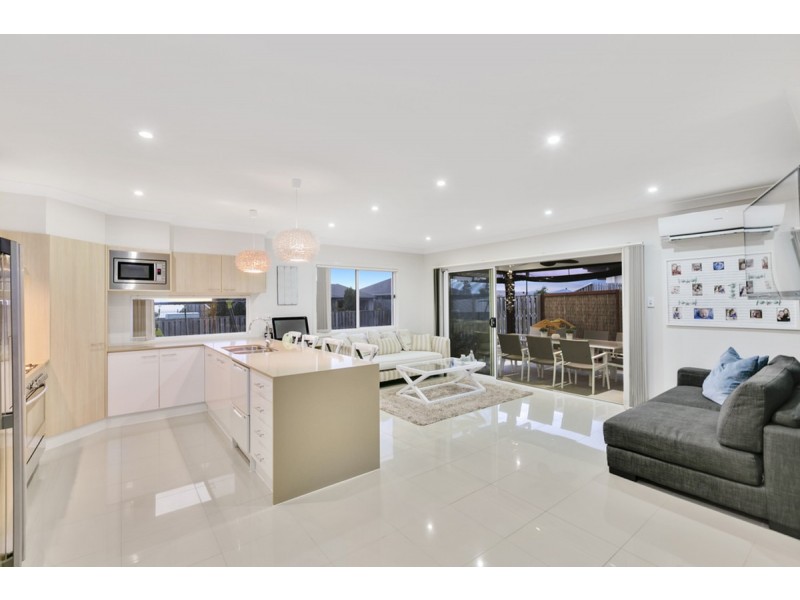 20 Yarrambat Rise, Upper Coomera QLD 4209