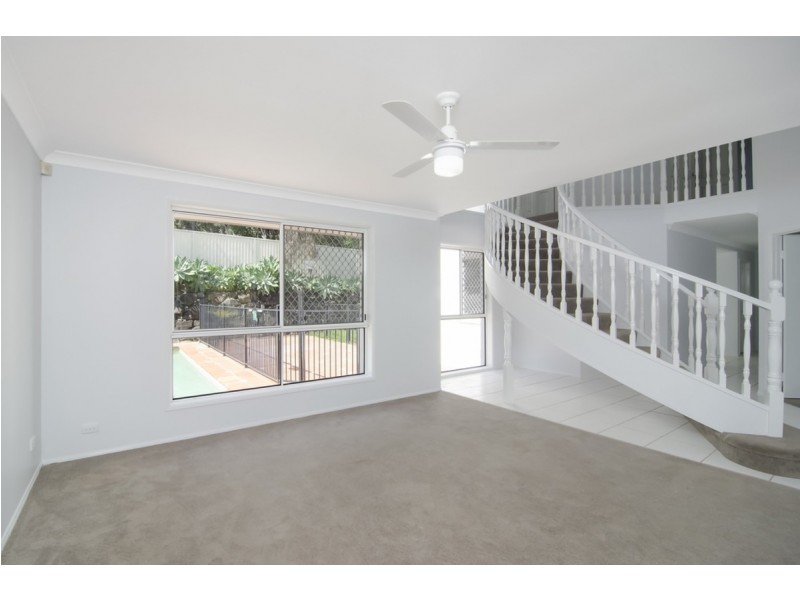 11 Obrien Court, Arundel QLD 4214