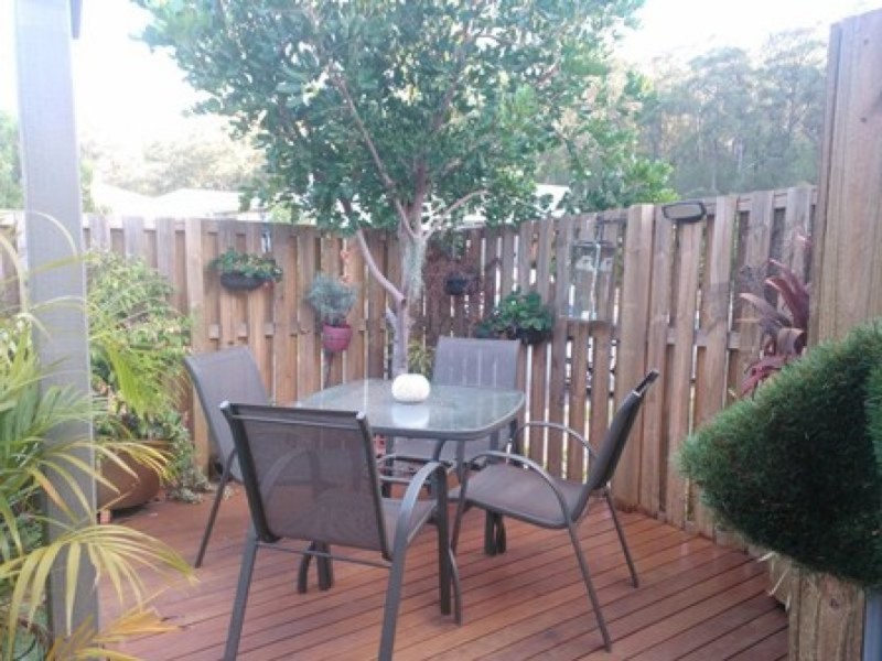 4 Eurella Street, Pacific Pines QLD 4211