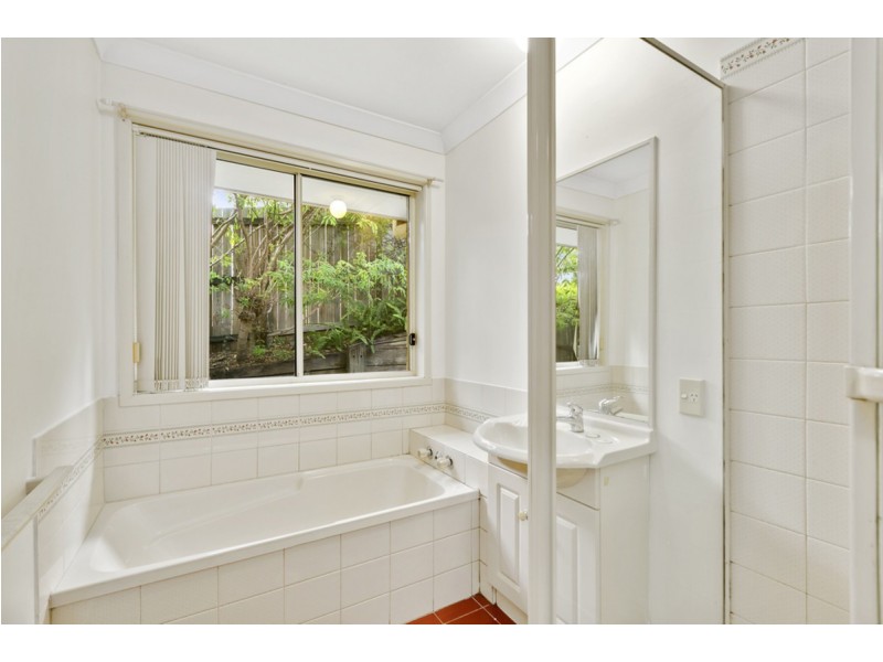 3 Greenridge Street, Oxenford QLD 4210