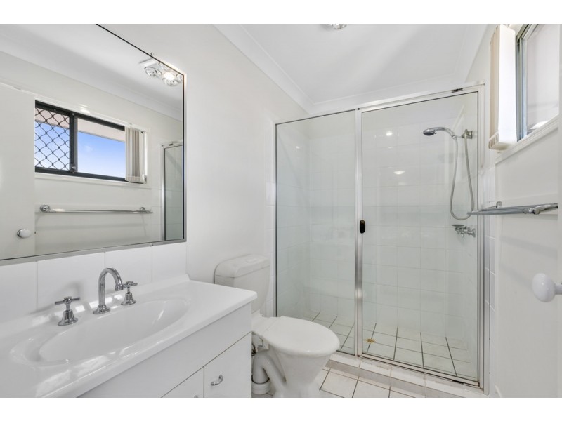 9/13 Hervey Street, Pacific Pines QLD 4211