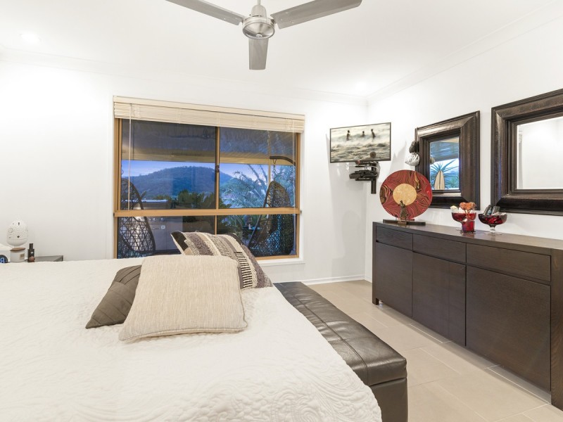 30 Buchanan Circuit, Oxenford QLD 4210