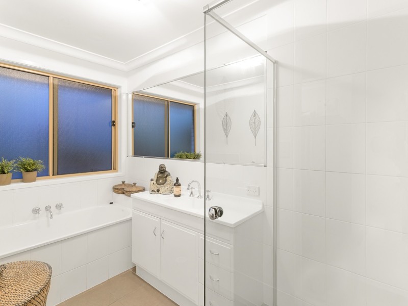 30 Buchanan Circuit, Oxenford QLD 4210