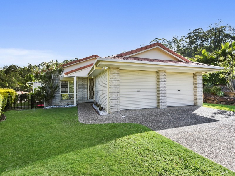 26 Chatham Avenue, Pacific Pines QLD 4211