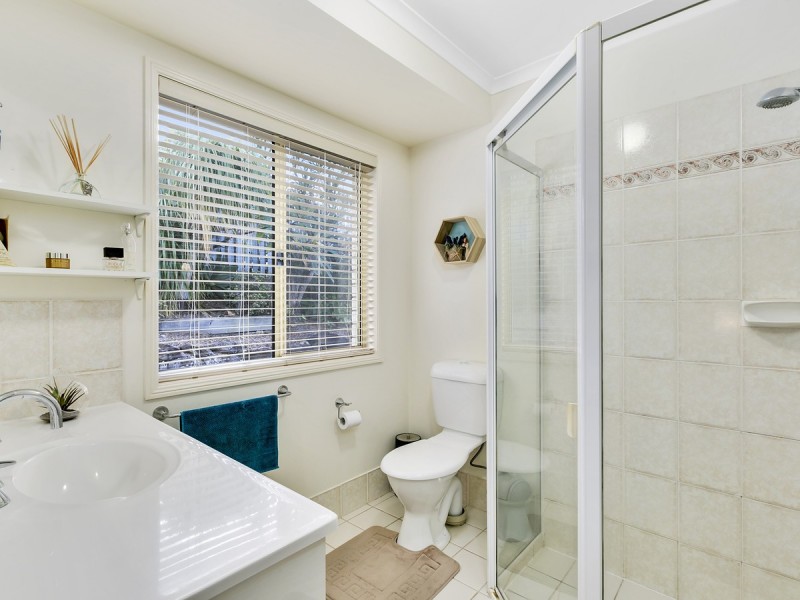 26 Chatham Avenue, Pacific Pines QLD 4211