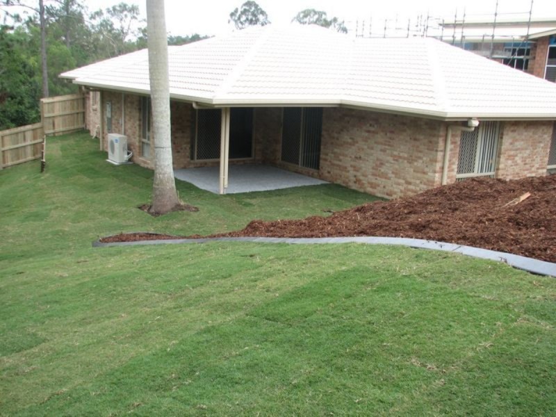 12 Joshua Place, Oxenford QLD 4210