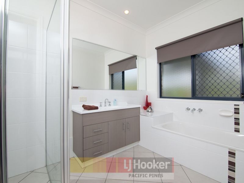 2 Barlee Place, Maudsland QLD 4210