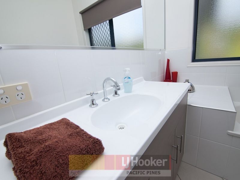 2 Barlee Place, Maudsland QLD 4210