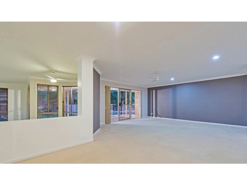 6 Woodbine Court, Parkwood QLD 4214