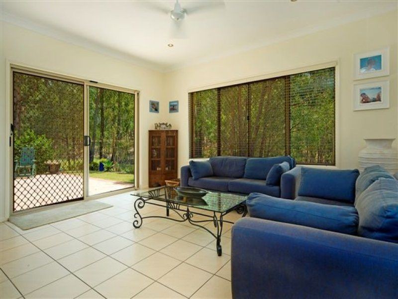 5 Barlee Place, Maudsland QLD 4210