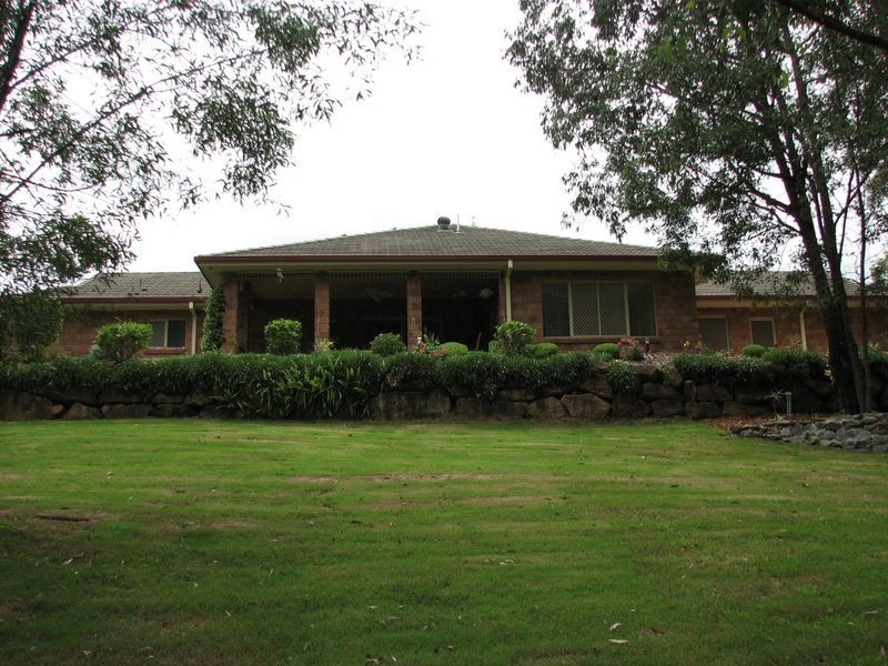 5 Barlee Place, Maudsland QLD 4210