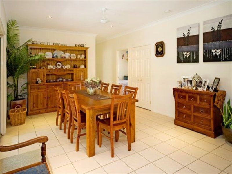 5 Barlee Place, Maudsland QLD 4210