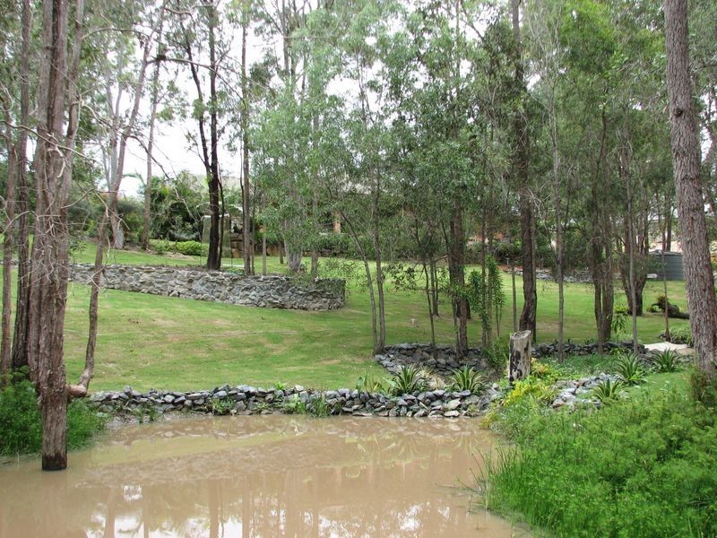 5 Barlee Place, Maudsland QLD 4210